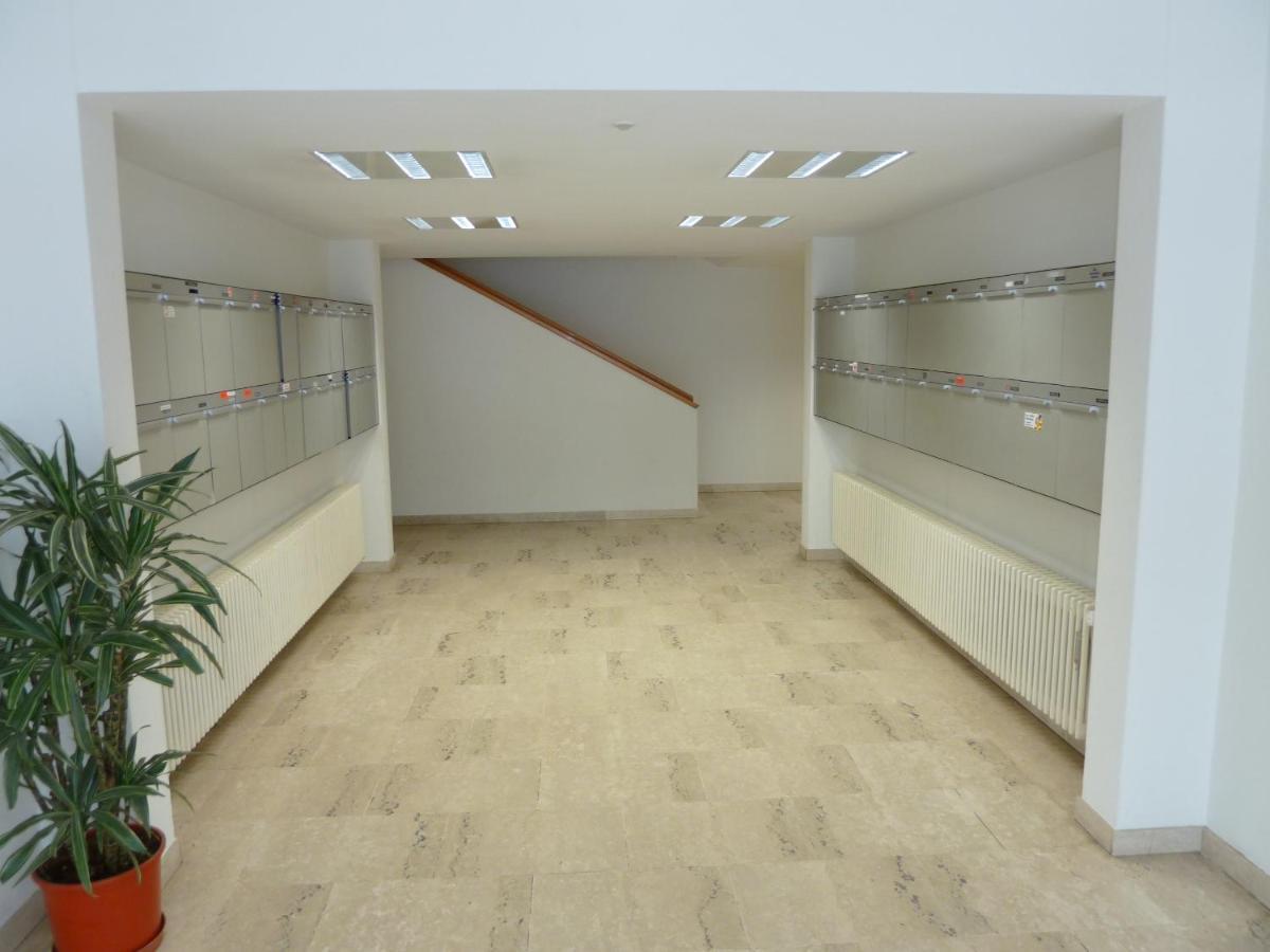 Zentrale Wohnung In St. Moritz Mit Grossem Balkon Exterior foto